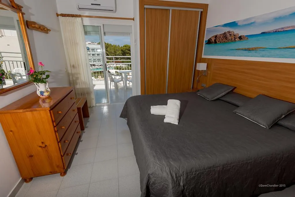 Flats Friends Apartamentos Es Puet Blanc Portinatx Spain